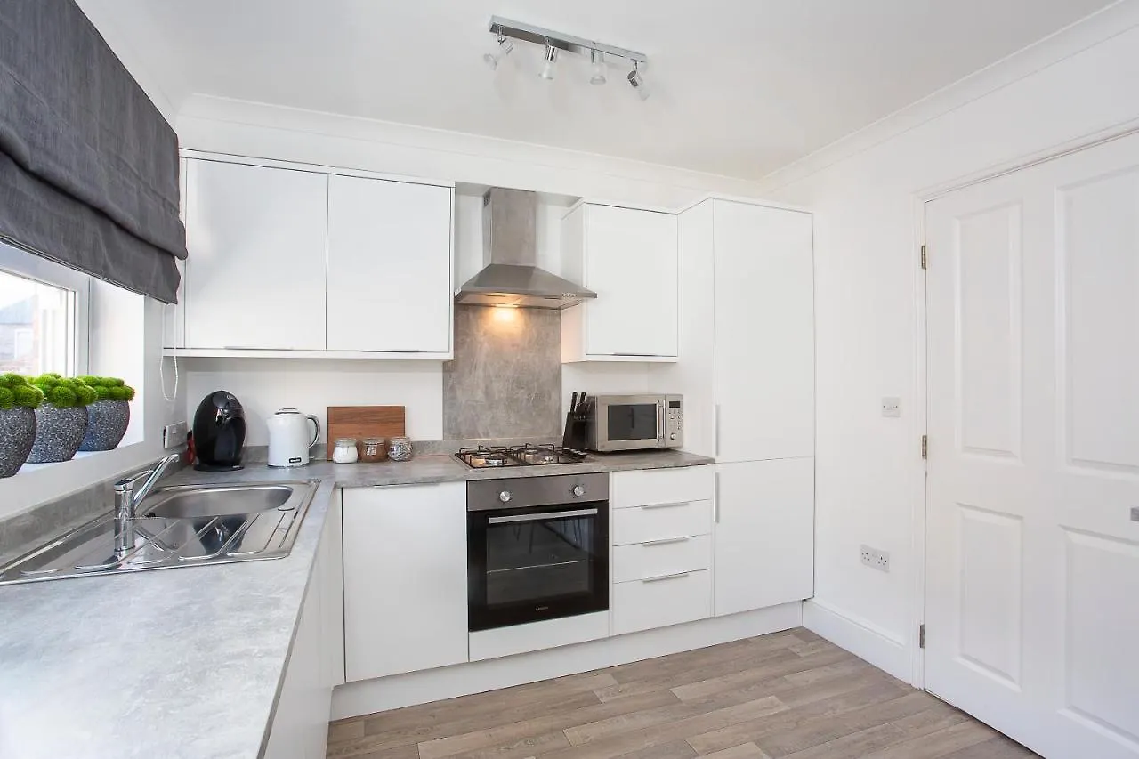 Knavesmire Mews 3 Bedrooms-Free Parking York