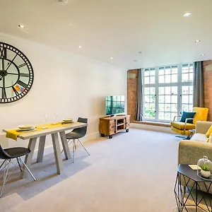 26 Cocoa Apartment